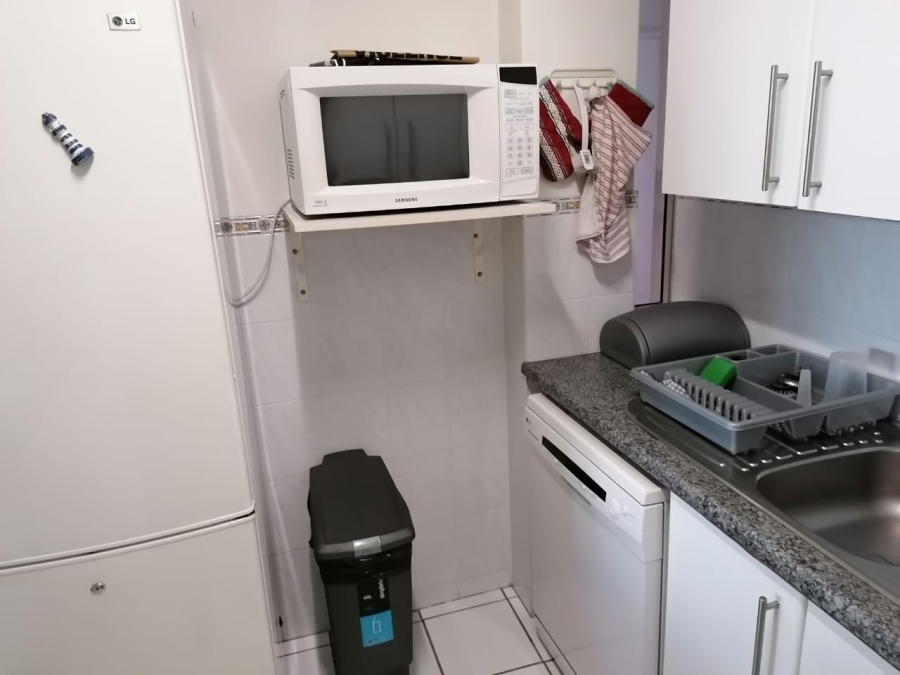 2 Bedroom Property for Sale in Summerstrand Eastern Cape